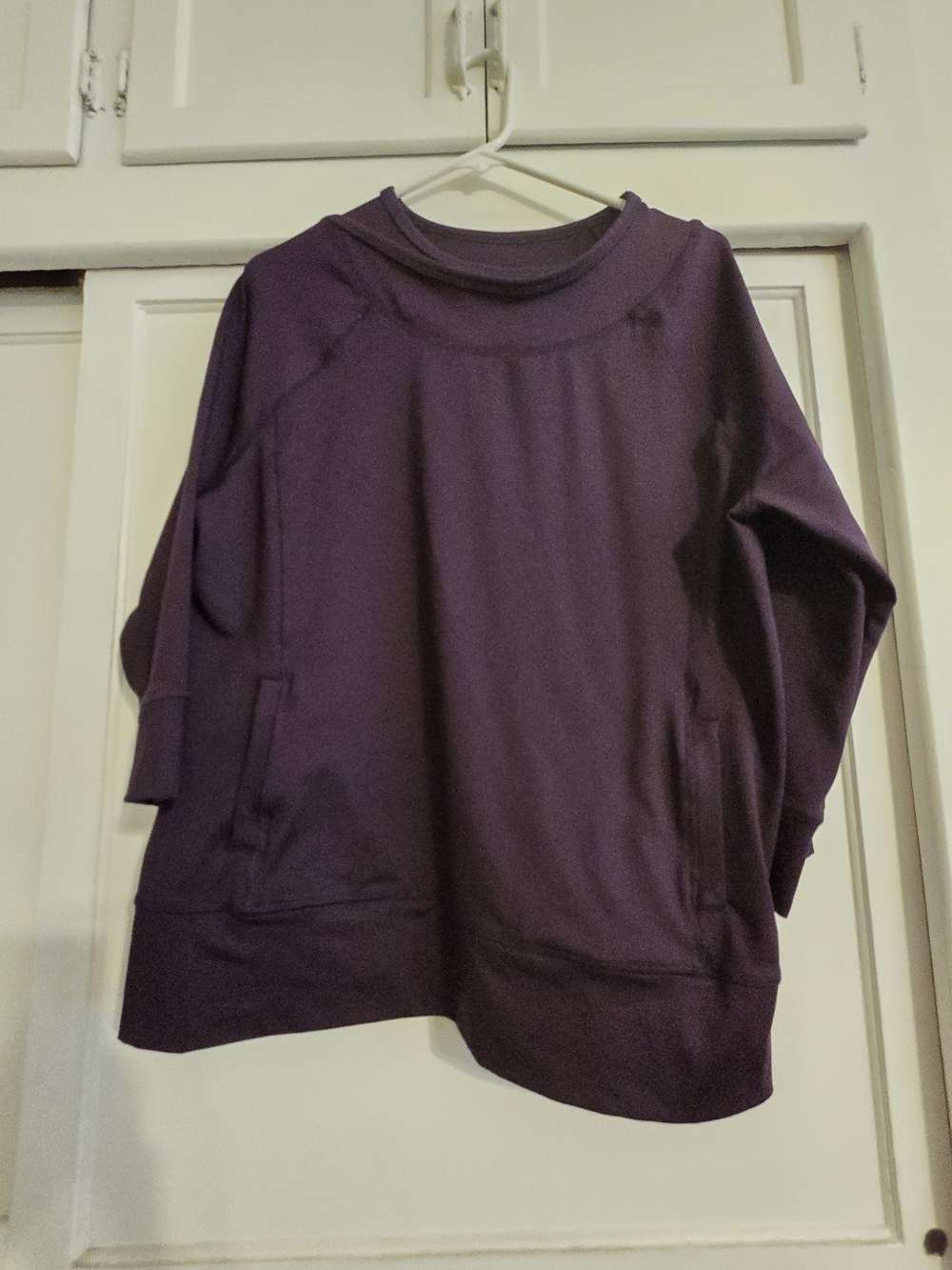 New York & Company Plum Purple Pullover Sweatshirt